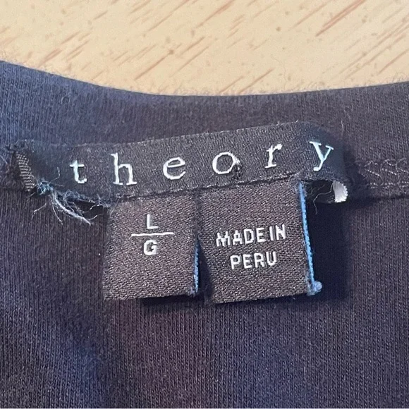 Theory Black Cropped Crewneck T-Shirt – Women’s Size L – 100% Pima Cotton - Picture 4 of 8